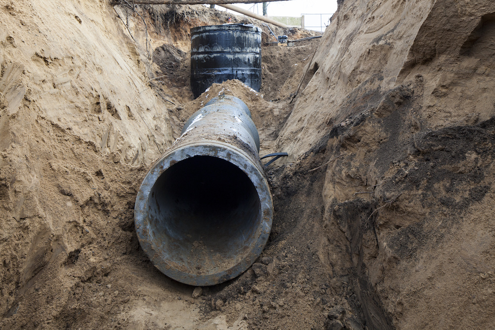 affordable_trenchless_pipe_repair_compared_traditional